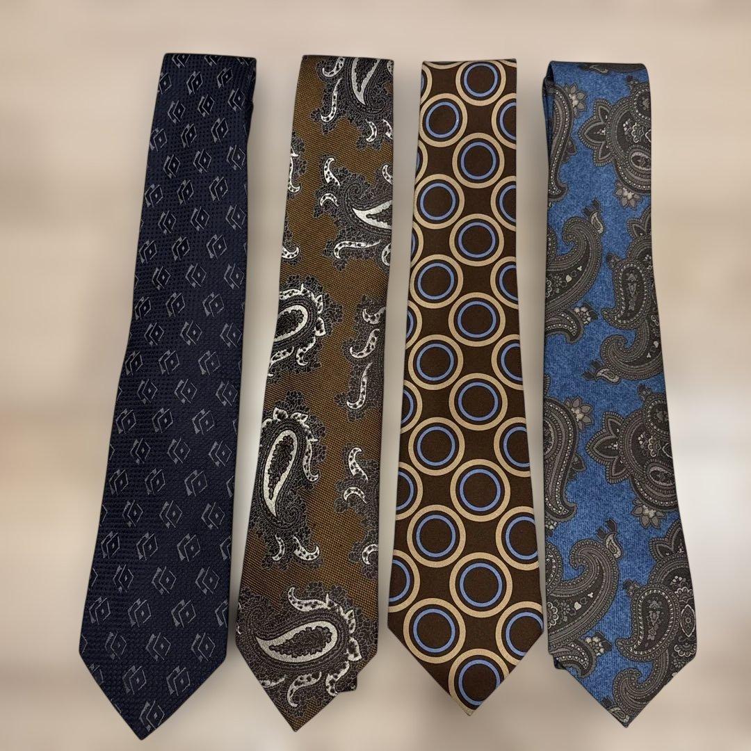 ネクタイ4本（フランコバッシ・ホリデーアンドブラウン）セット