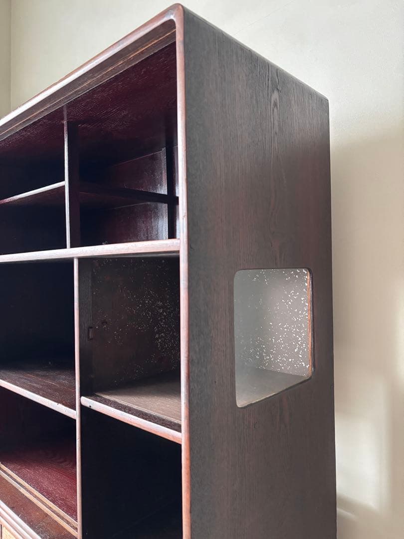 水屋箪笥　茶箪笥　和箪笥　食器棚　本棚　ディスプレイ棚　収納棚　箪笥　什器　和室