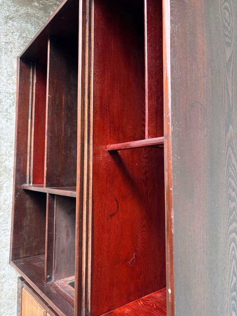 水屋箪笥　茶箪笥　和箪笥　食器棚　本棚　ディスプレイ棚　収納棚　箪笥　什器　和室