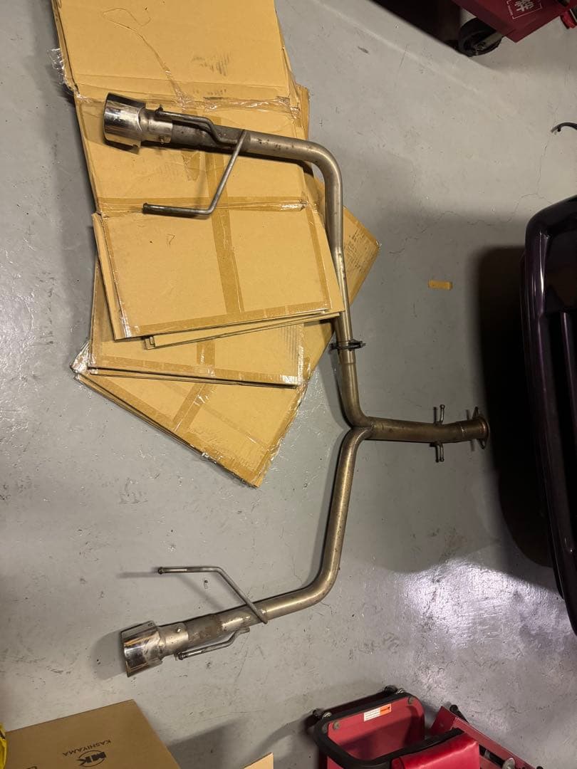 GSE20 GSE21 IS レクサス　LEXUS リアピース　マフラー