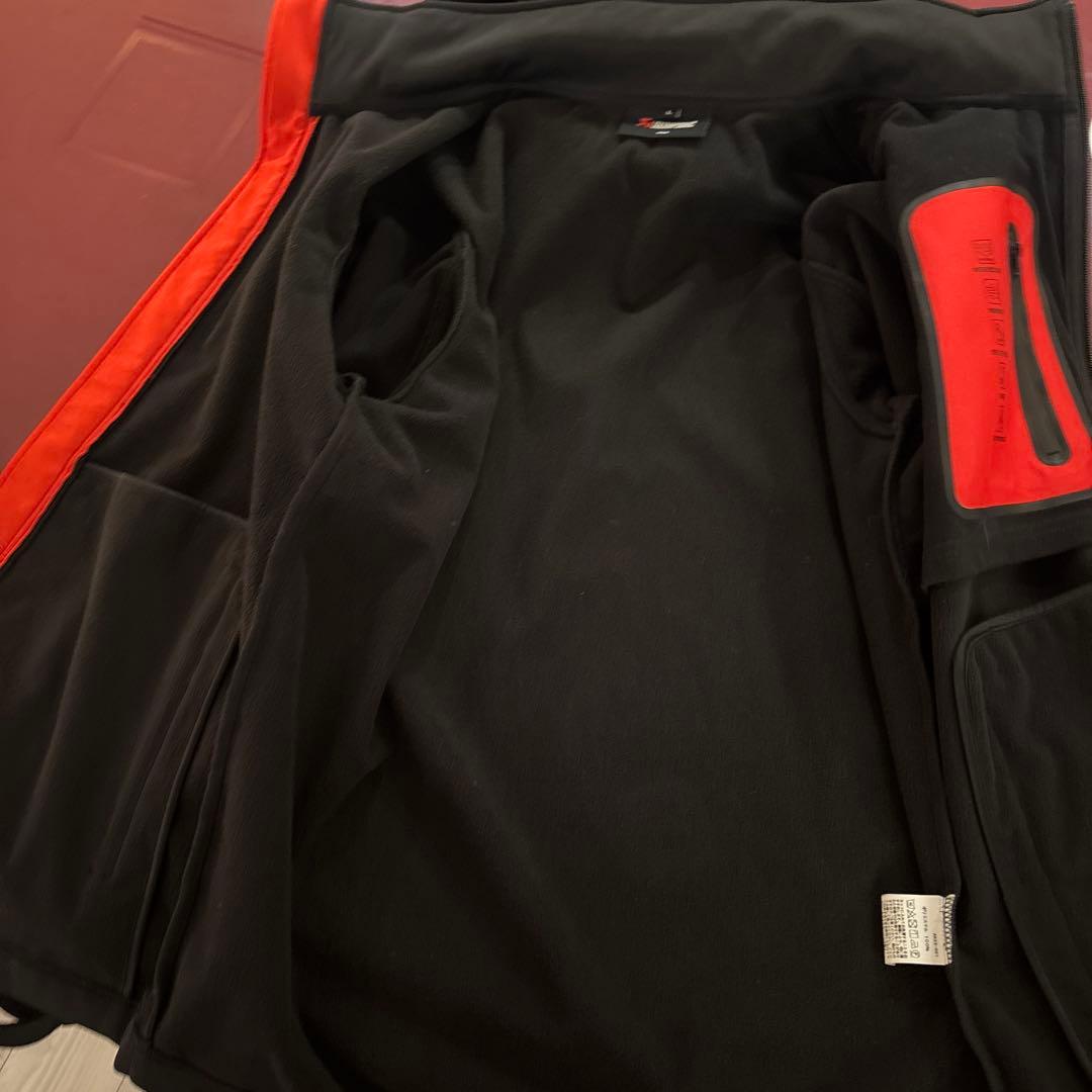 AKRAPOVIC フード付きジャケット 黒　L