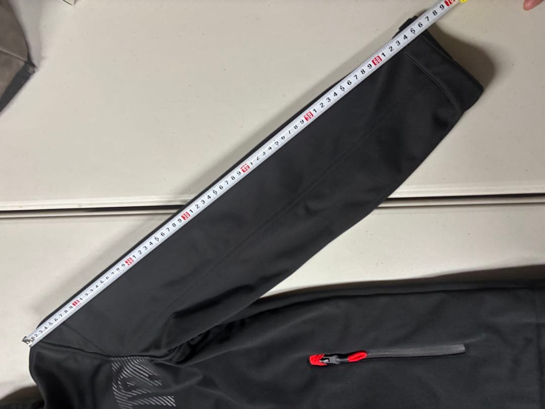 AKRAPOVIC フード付きジャケット 黒　L