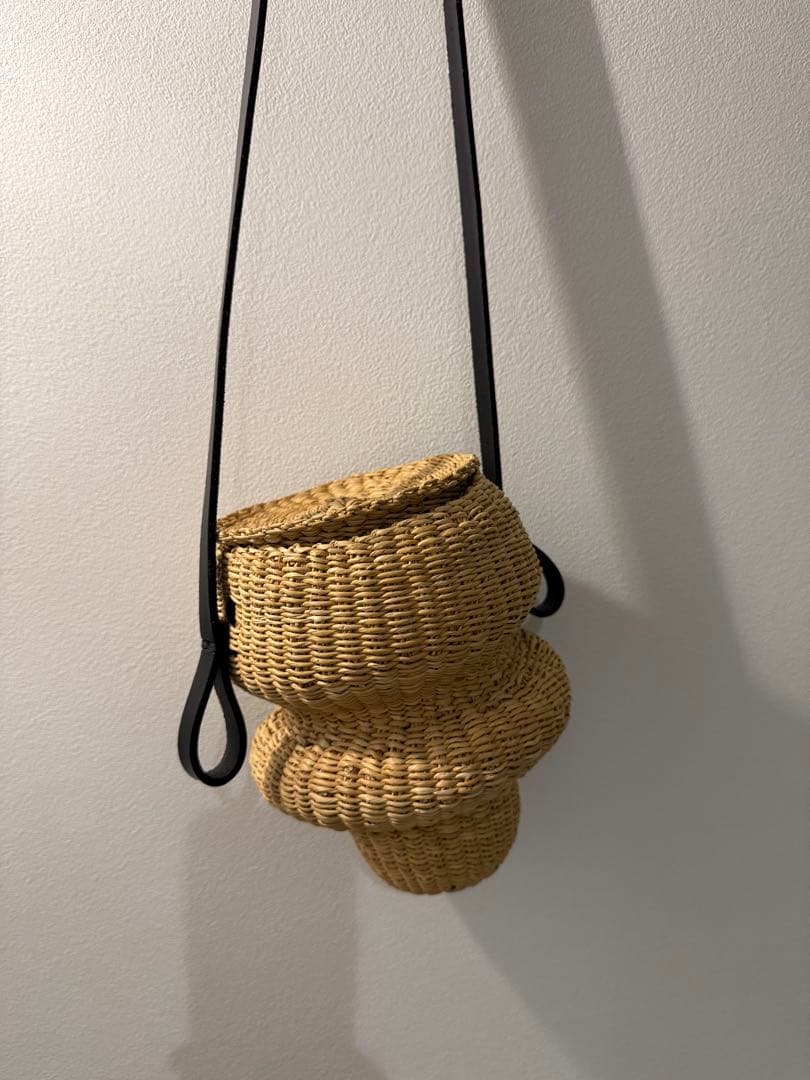 【ines bressand】イネスブレッサンド ウェーブショルダーバッグ