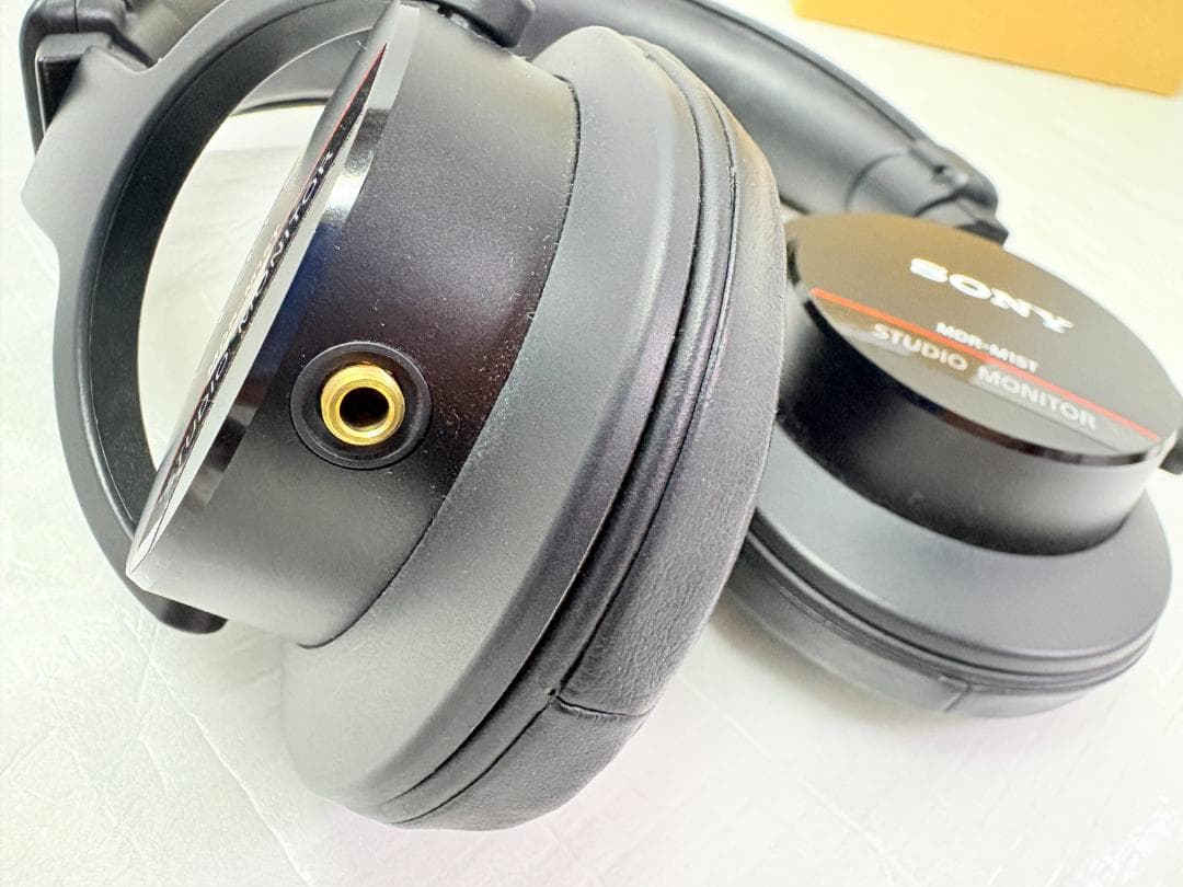 未使用／SONY ソニー／ヘッドホン／MDR-M1ST／スタジオモニター