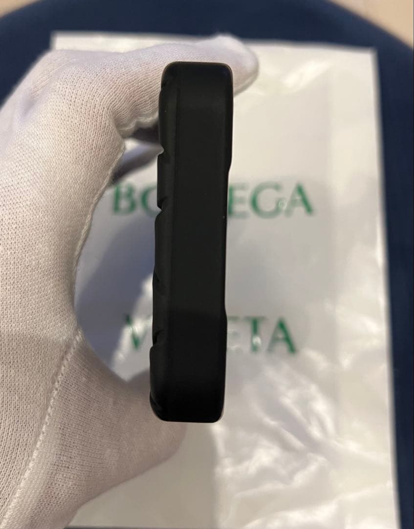 【新品、未使用】BOTTEGA VENETA ブラック iPhone13pro