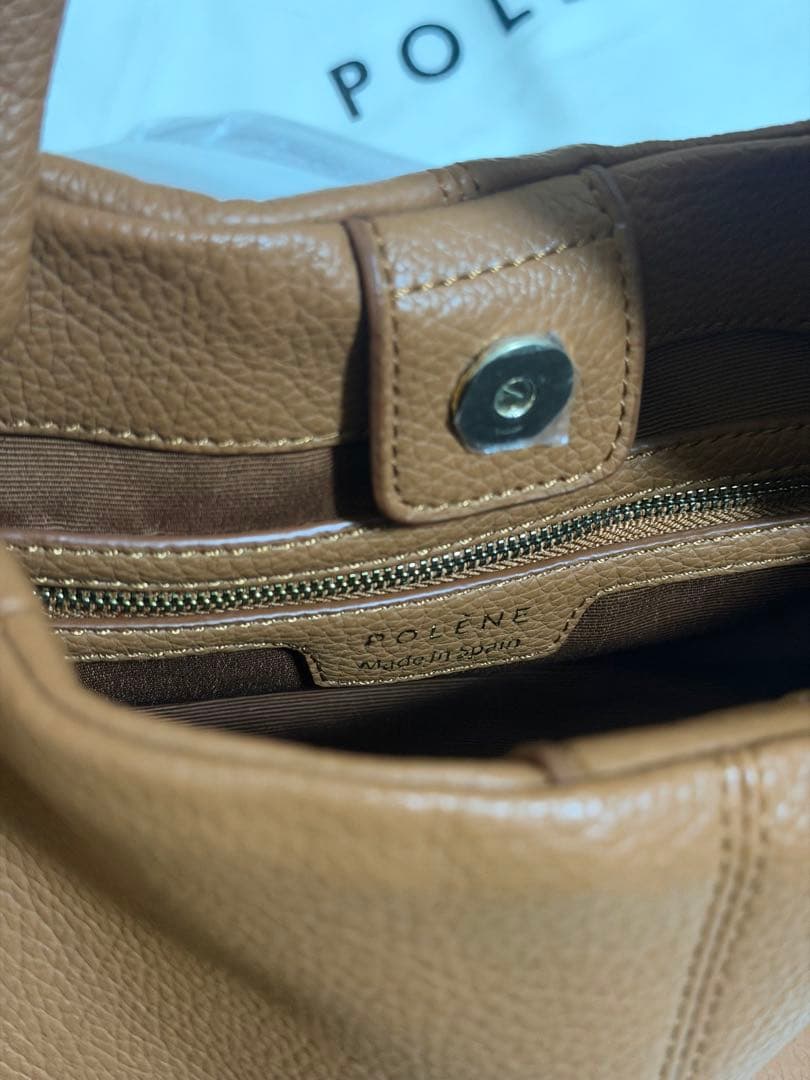 ポレーヌ　ショルダーバック