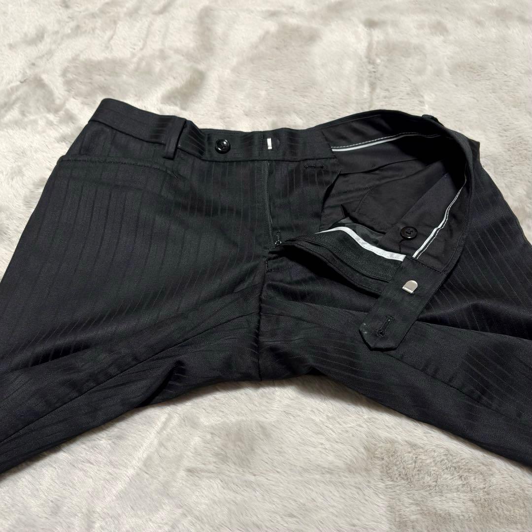 スーツセレクト 3ピース セットアップ スーツ 上下 黒 Y4 ストライプ 光沢