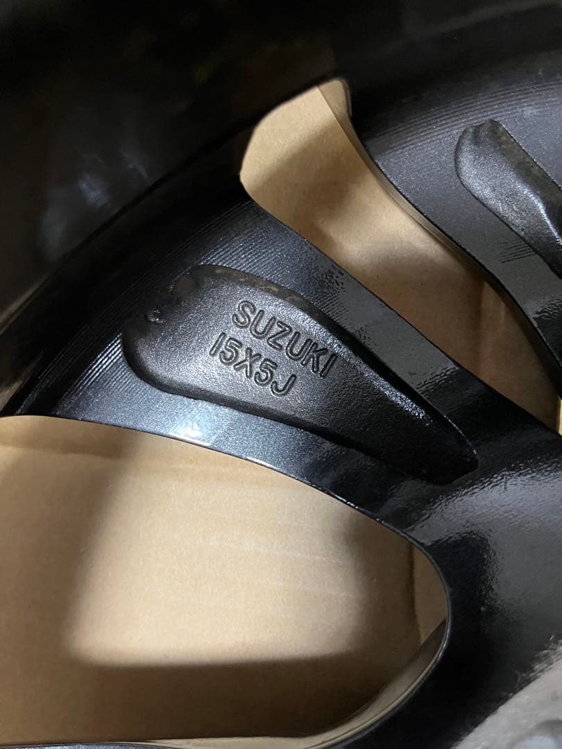 ソリオ　バンディット　スズキ 15インチホイール シルバー/ブラック　４本セット