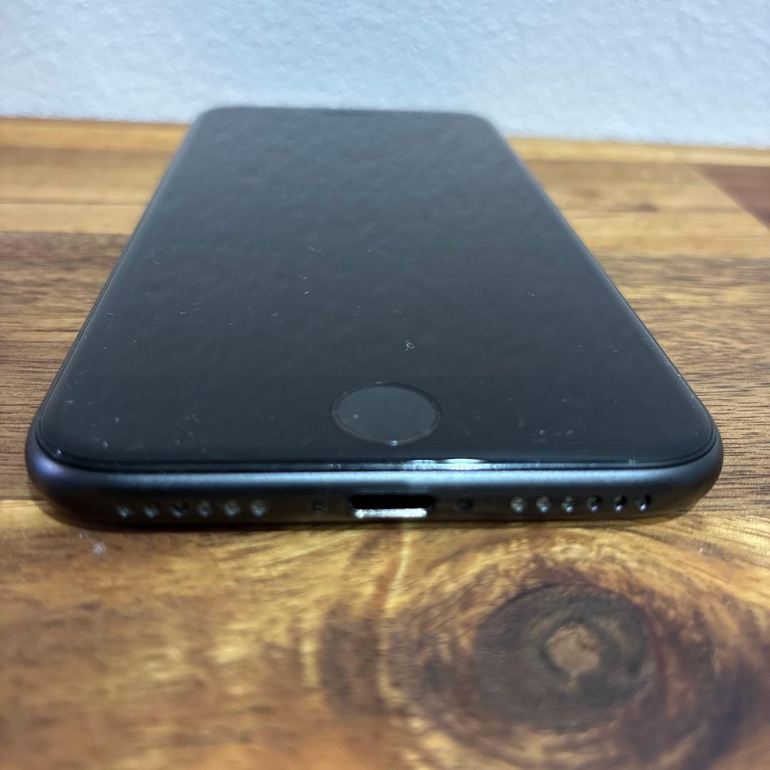 iPhone8 64gbs 本体　SIMなし　美品