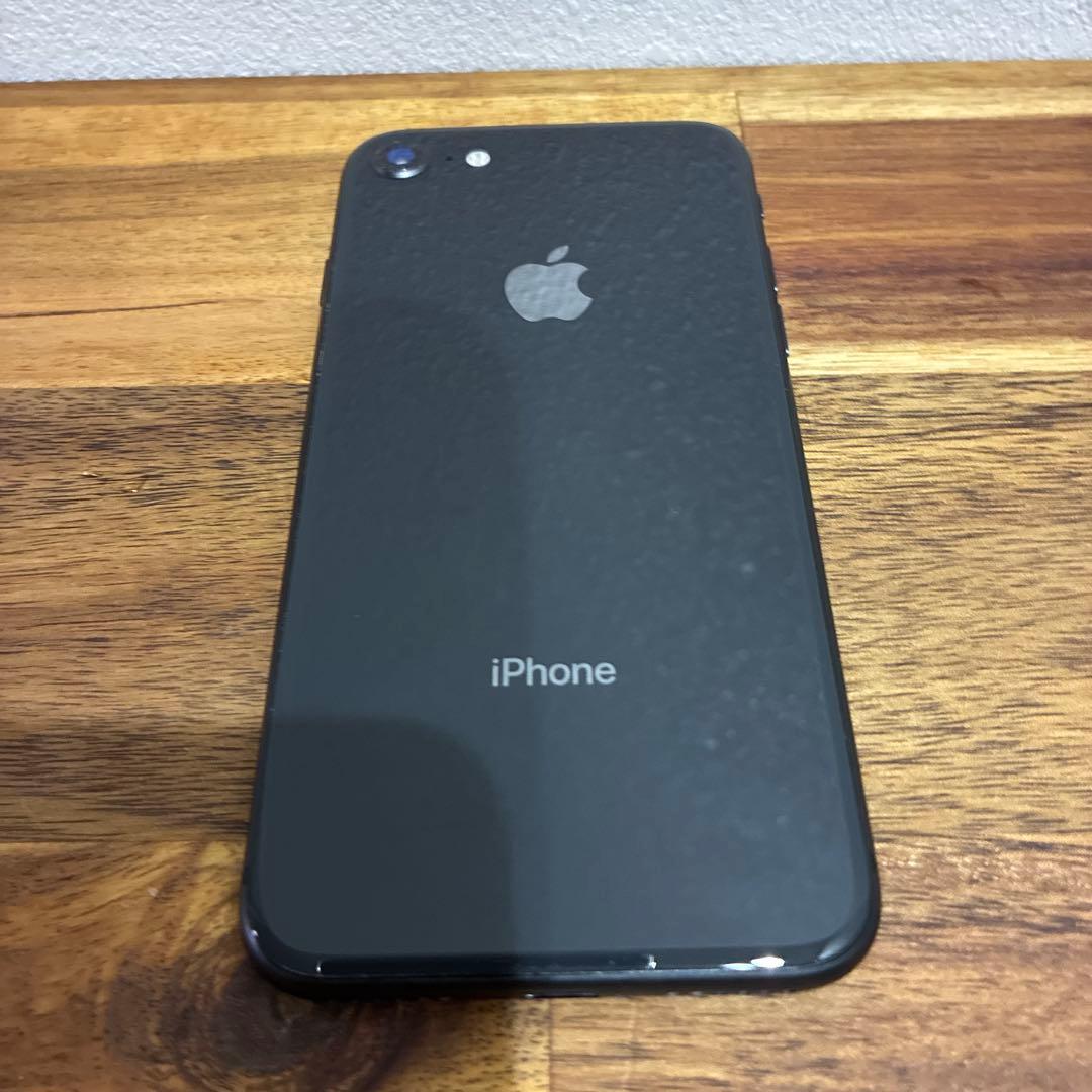 iPhone8 64gbs 本体　SIMなし　美品