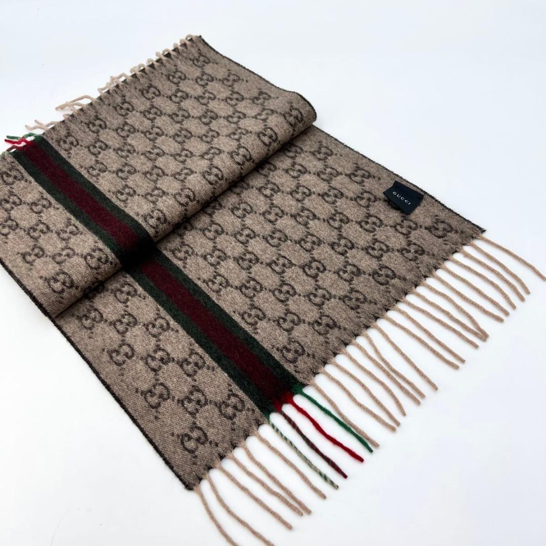 【専用】GUCCI グッチ カシミヤ100% GG柄マフラー 極美品タグ付き