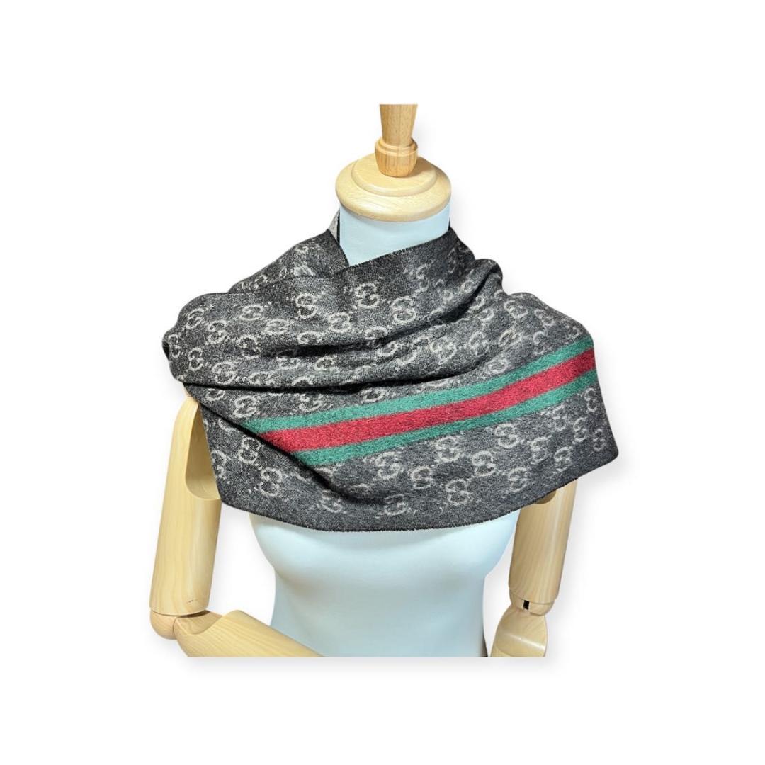 【専用】GUCCI グッチ カシミヤ100% GG柄マフラー 極美品タグ付き