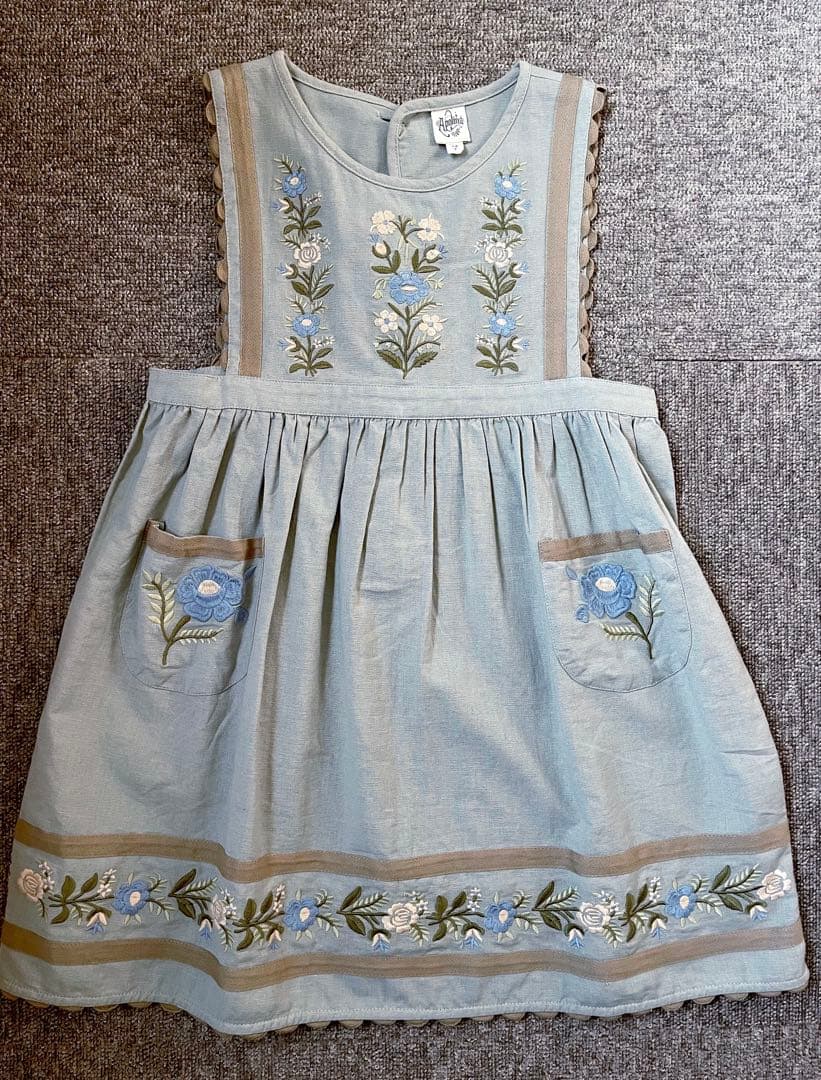 新品 Apolind Pinafore-Eau de nil 7-9y