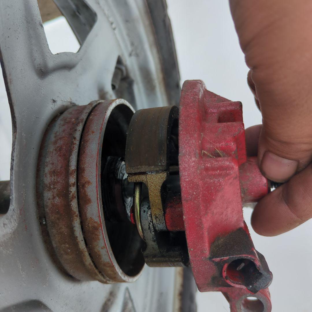 ホンダ　DJ-1 フロントホイール　パネル　シャフト付き 手裏剣ホイール