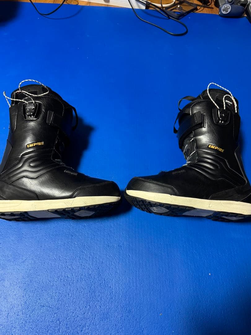 DEELUXE EMPIRE27.5cm ディーラックス　スノボードブーツ