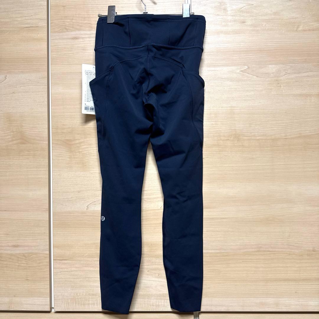 新品タグ付　ルルレモン　fast and free アジアフィットS