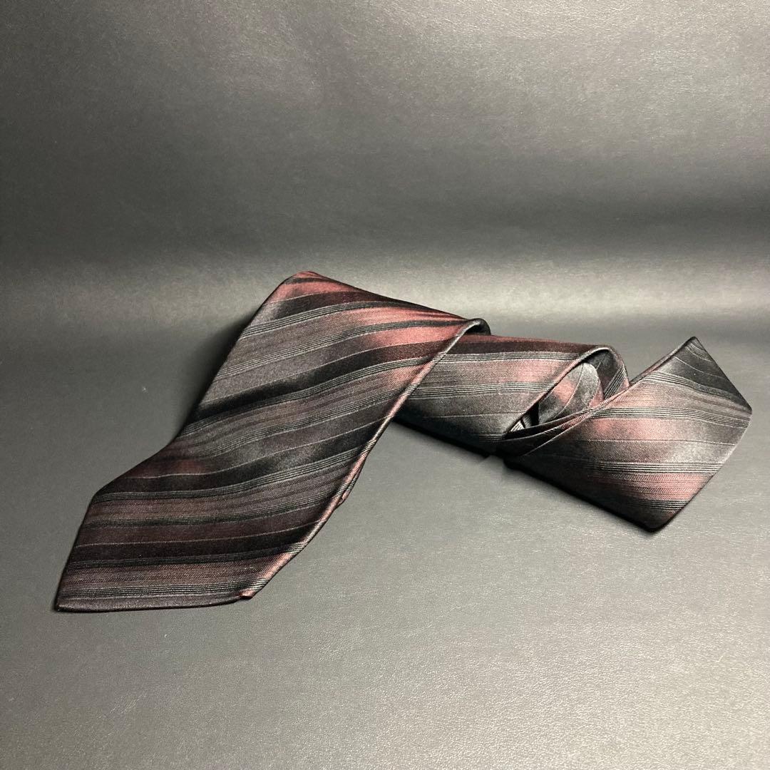 【美品】ドルチェ＆ガッバーナ　ネクタイ　ブラック　レジメンタルストライプ　光沢