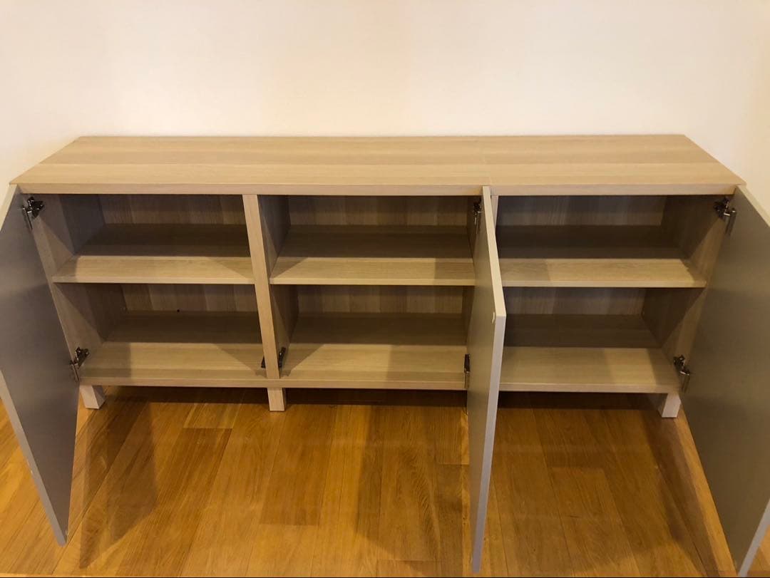 IKEA サイドボード　キャビネット