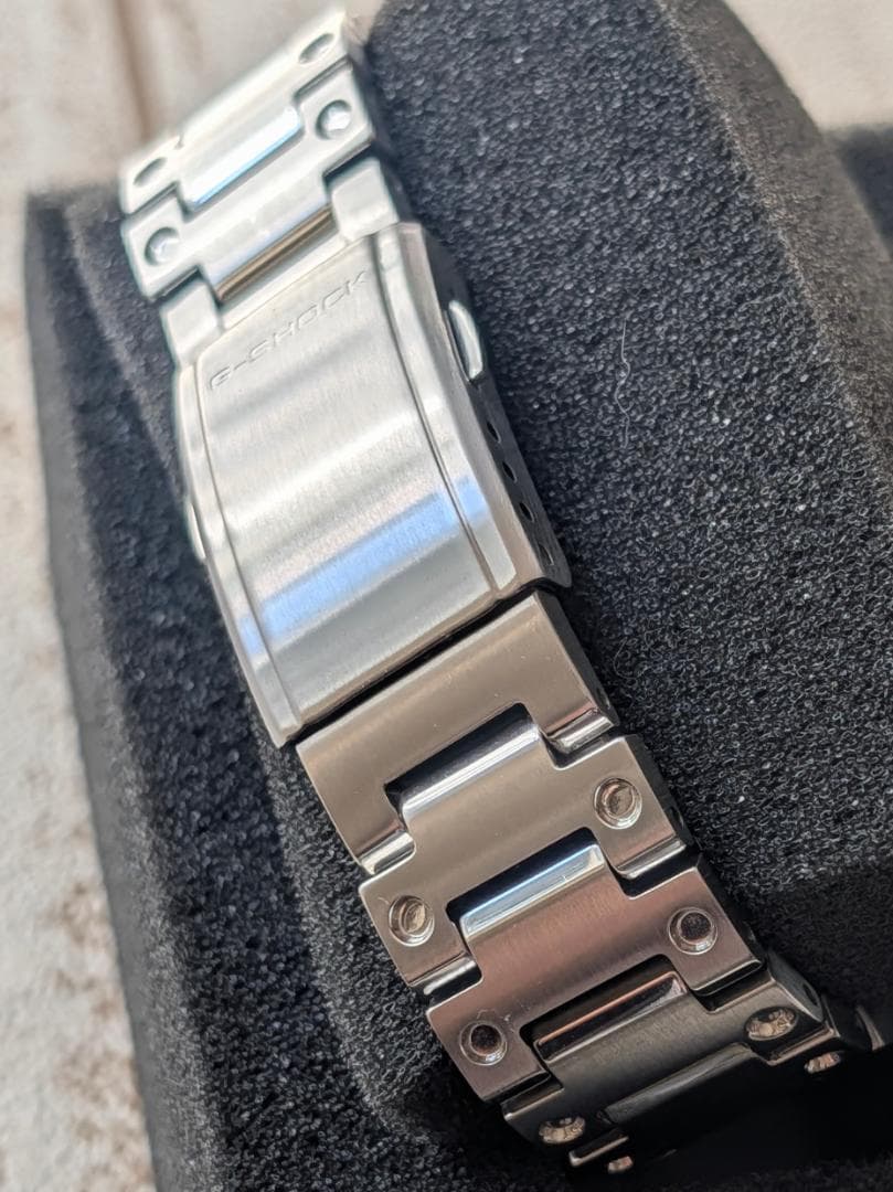 【美品】カシオ G-SHOCK　GMC-B2100D-1AJF