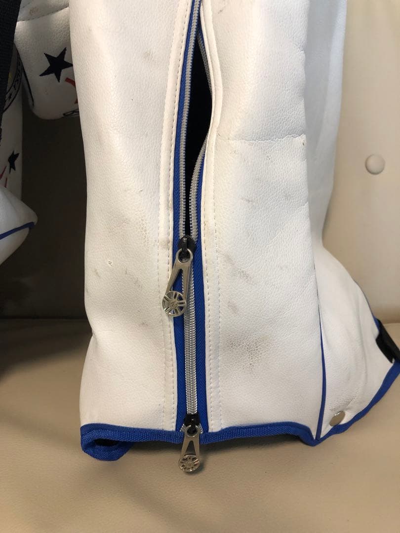 【送料込み】大人気　ブルーティーゴルフ　スマイル　キャディバッグ　ゴルフバッグ