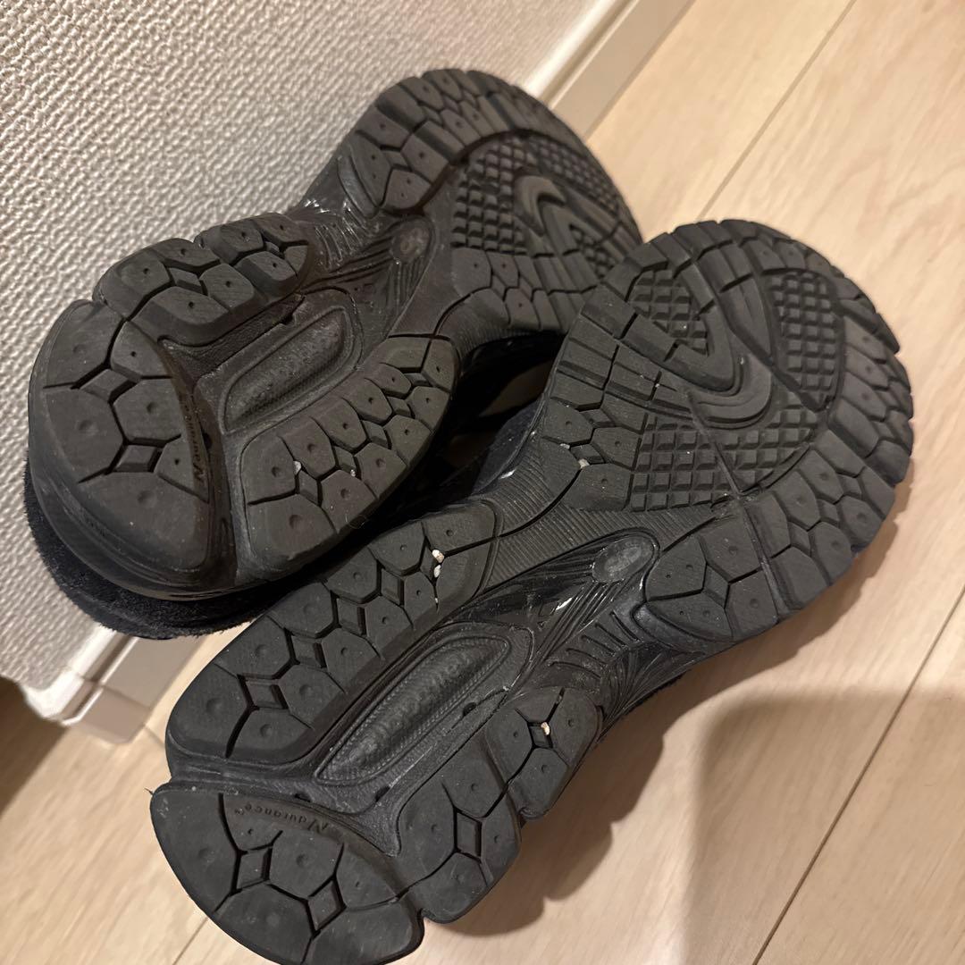 【完売】New Balance U2002RBLニューバランス 黒 23.5cm