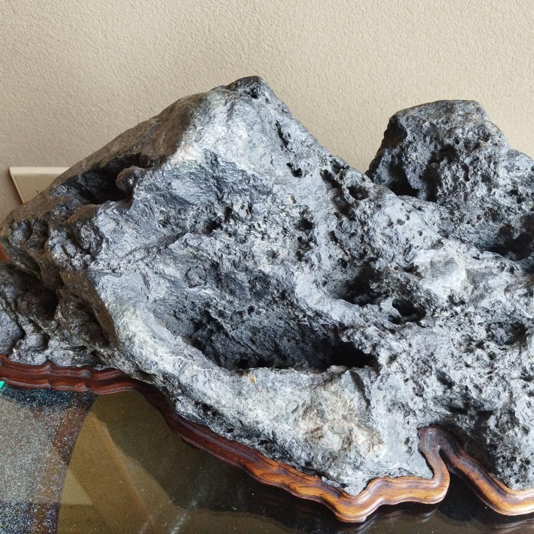 鑑賞石(遠山石)