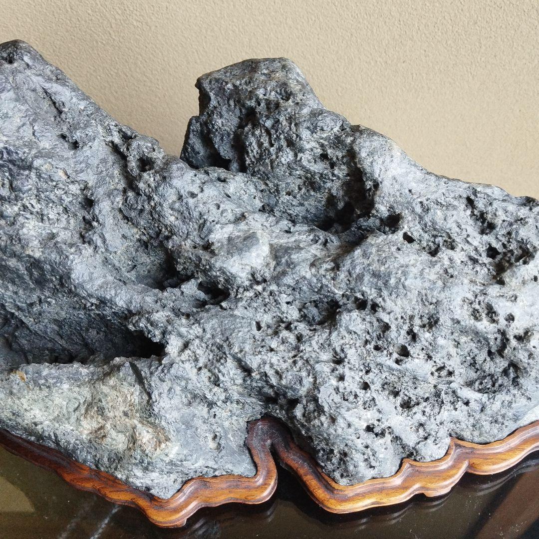 鑑賞石(遠山石)