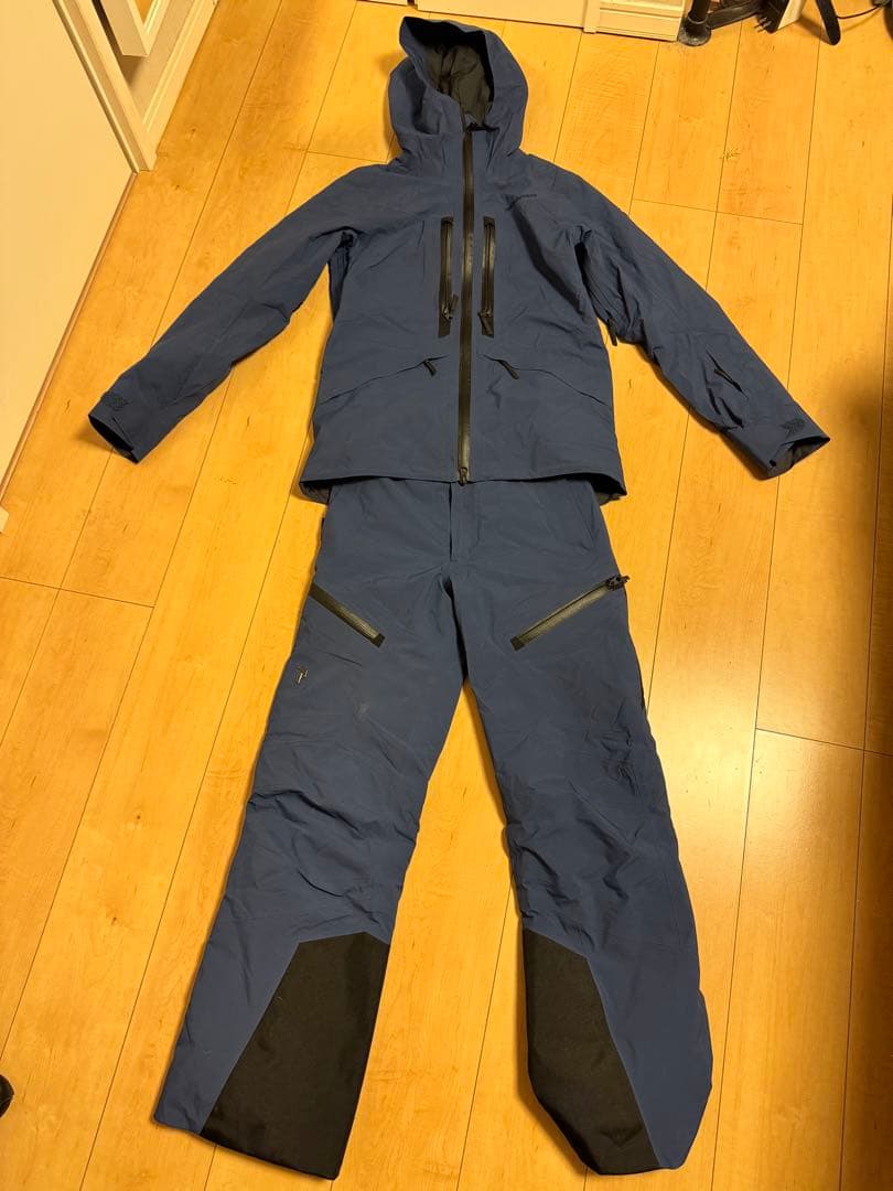 y*s様 PeakPerformance GoreTexネイビー 上下ウェア レ