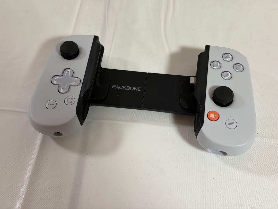 Backbone One [PSホワイト] Lightningコネクタ