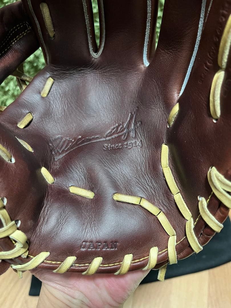 ウィルソンスタッフ デュアル 硬式内野手用 1723型 ウォルナット