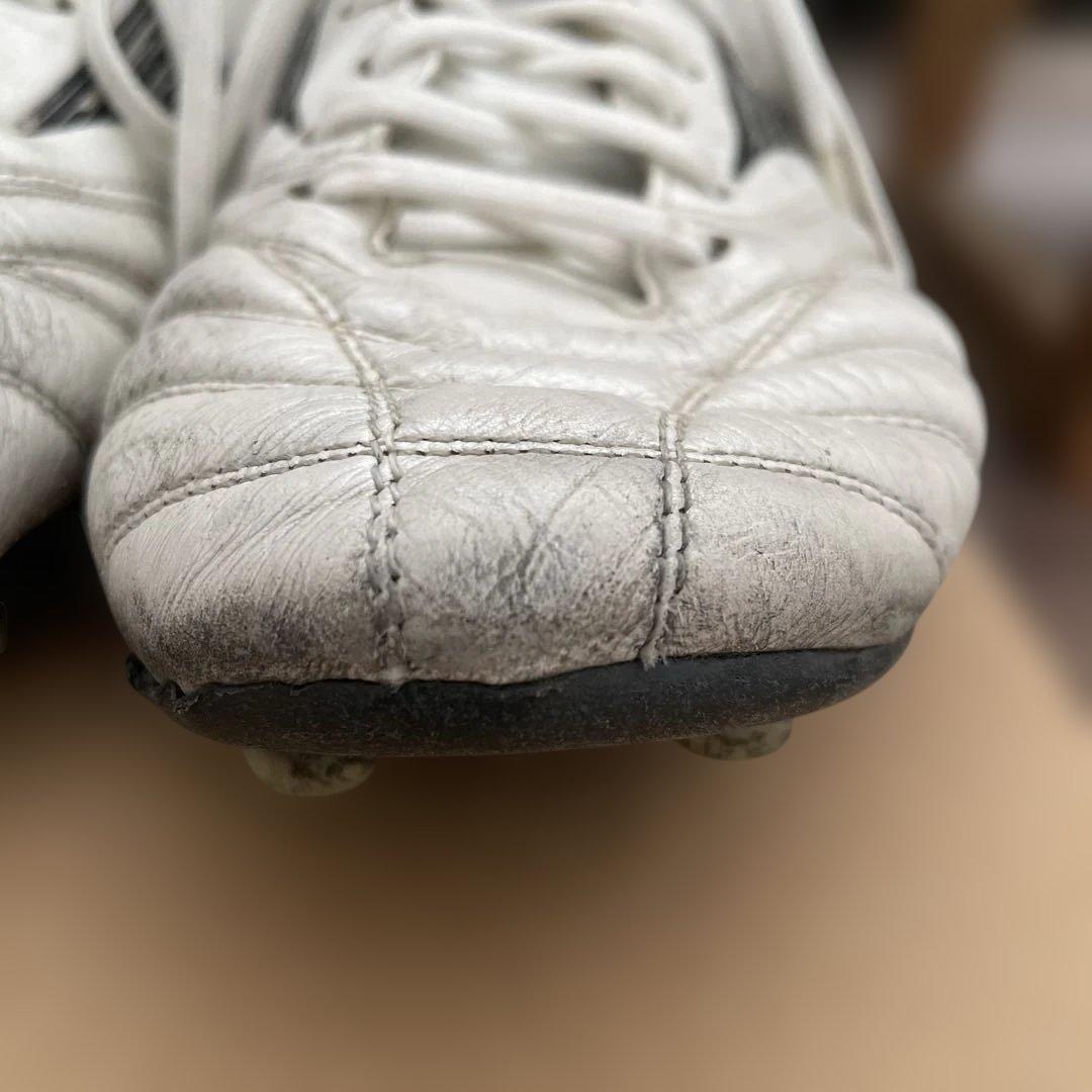 Mizuno Morelia NeoⅣサッカーシューズ ホワイト/レッド