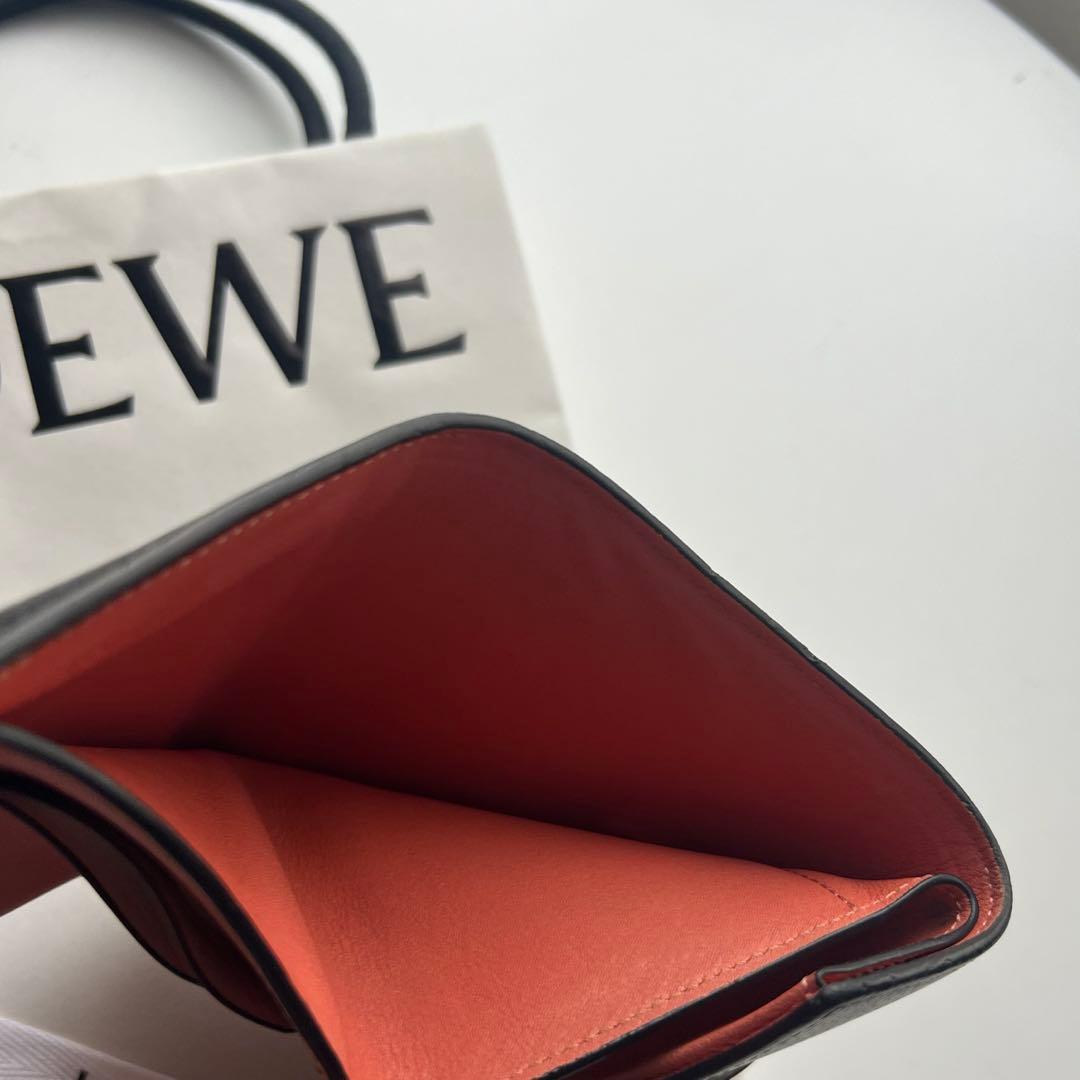 21 美品 LOEWE ロエベ 3つ折り財布
