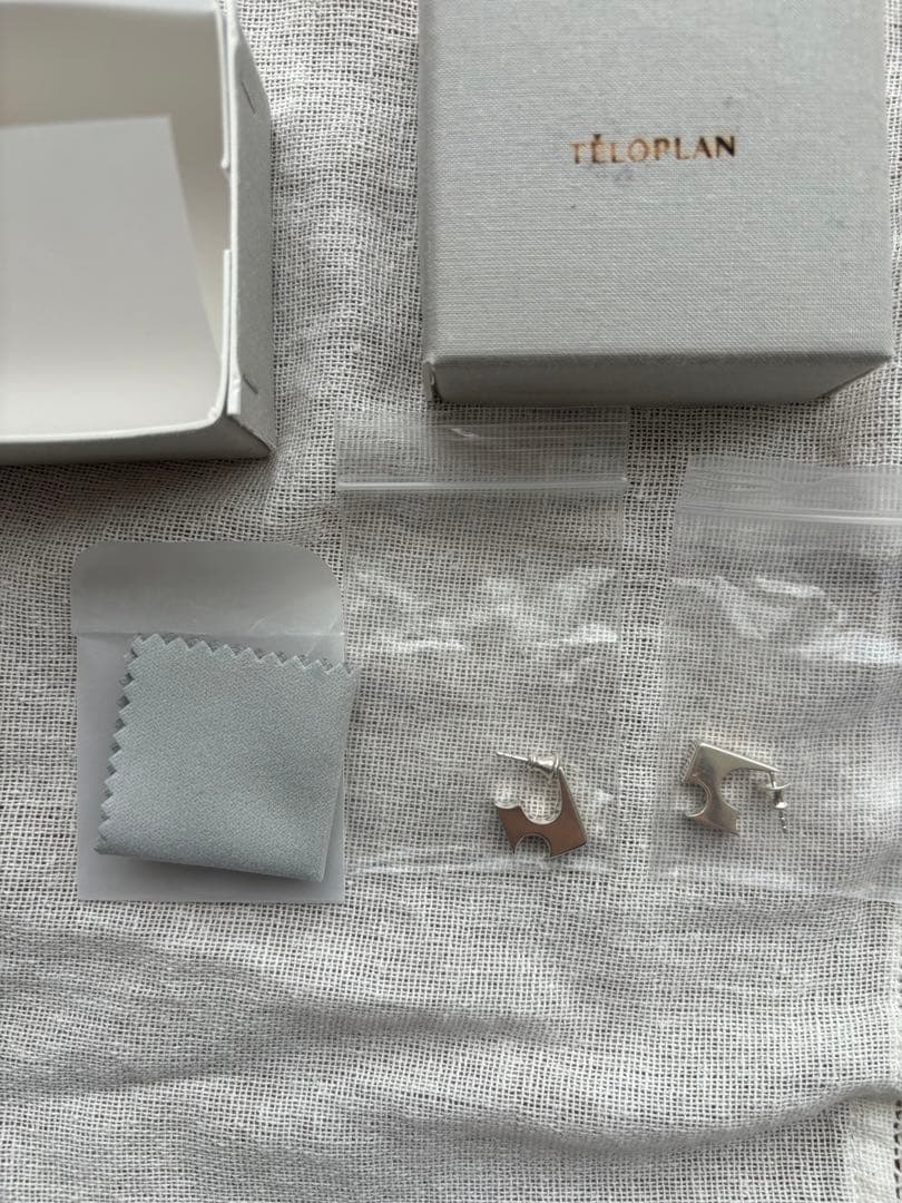 Tピアス / シルバー　T pierce silver