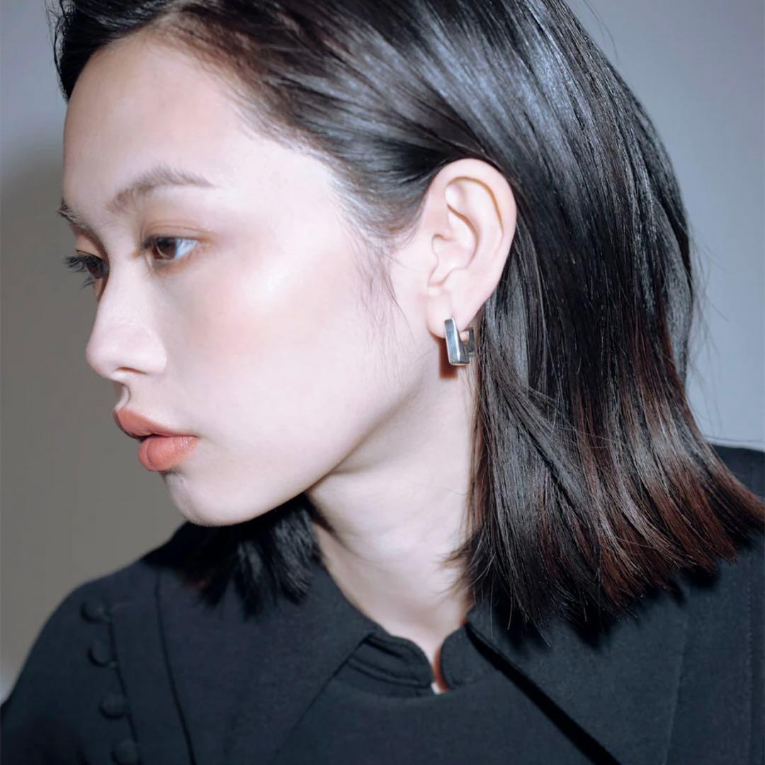 Tピアス / シルバー　T pierce silver