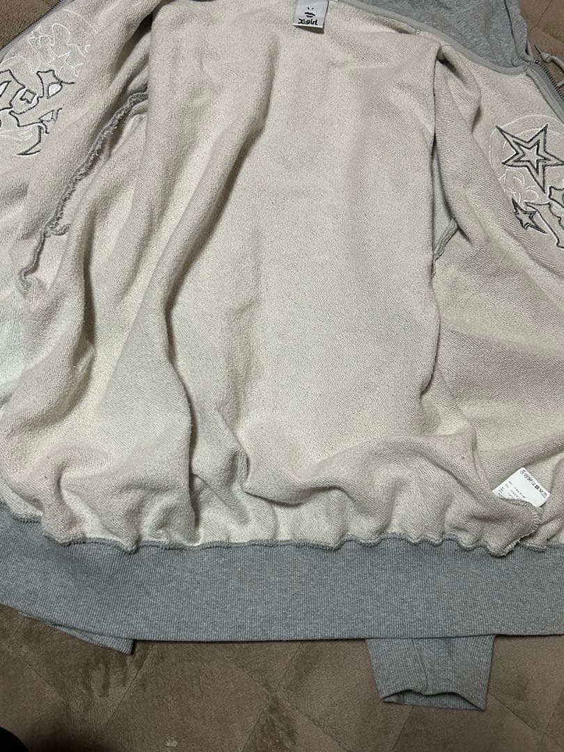 X-girl トライバルハートジップアップフーディ Mサイズ グレー
