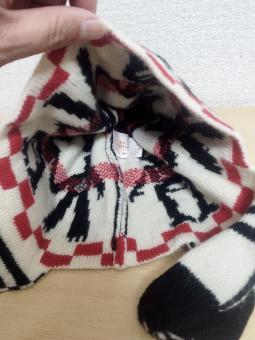 Vivienne Westwood 耳付き ボンボン ニットキャップ スカル♪