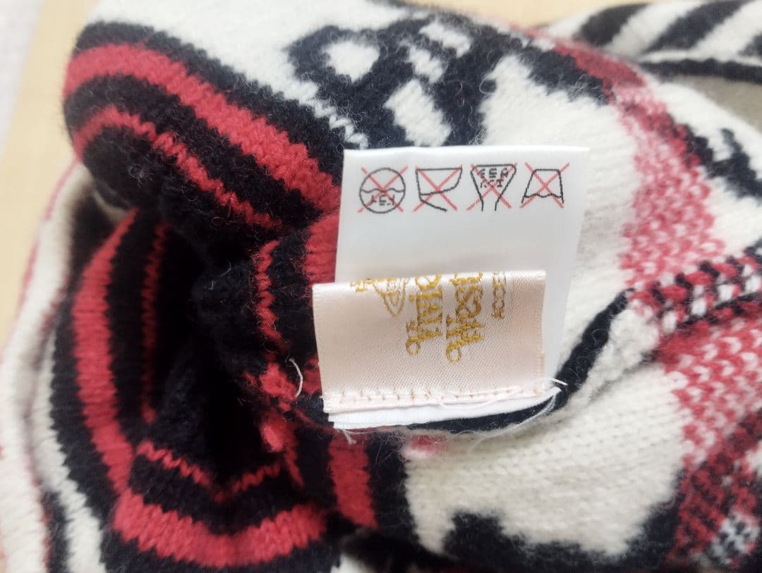 Vivienne Westwood 耳付き ボンボン ニットキャップ スカル♪