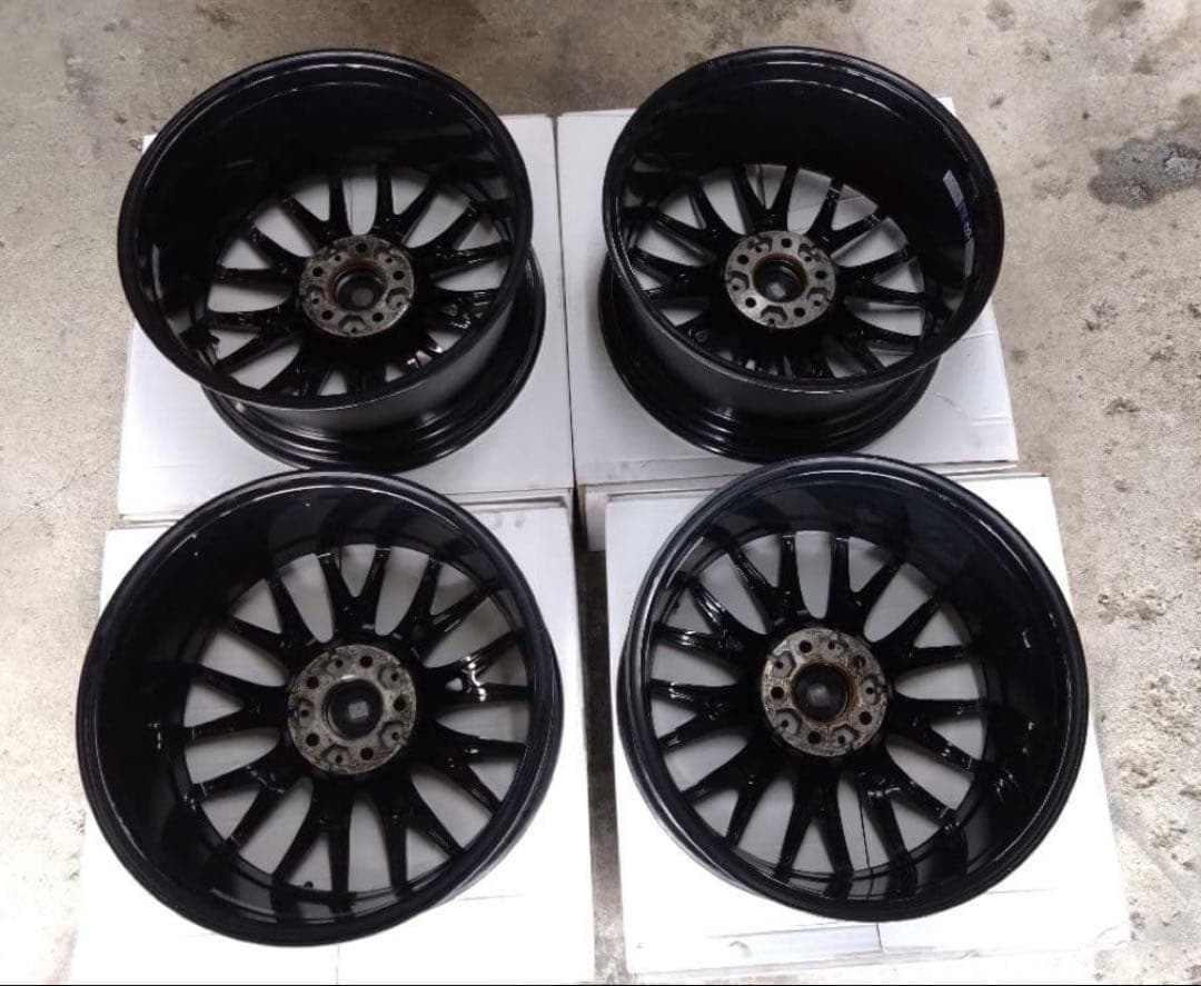 かず　18インチ ブラックホイール 5穴 PCD114.3 中古