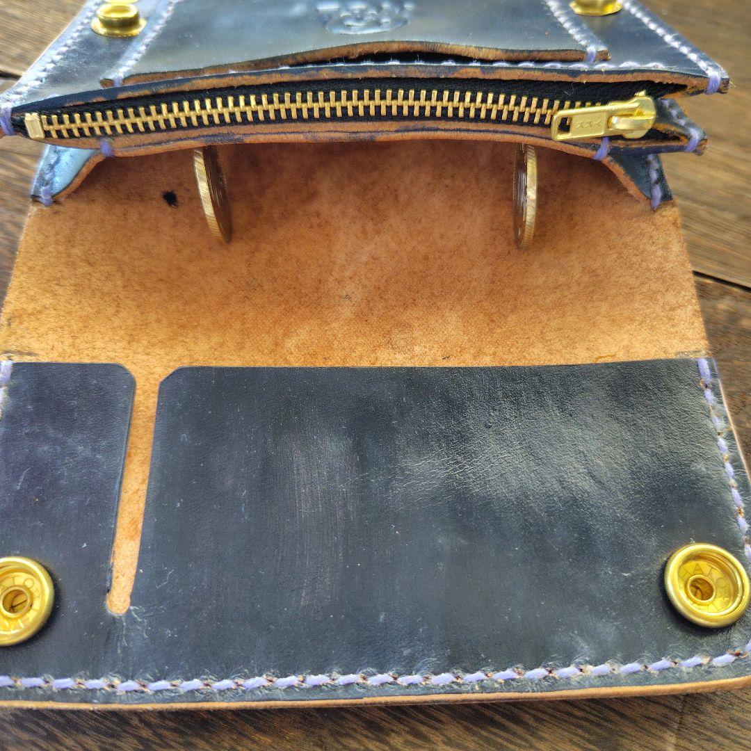 ミドルサイズ トラッカーウォレット 黒×ネイビー 雲月(75)