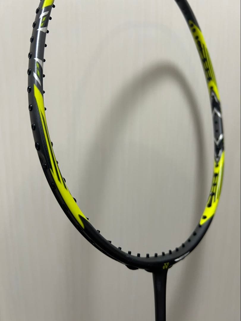 バドミントンラケット アークセイバー7pro(4U)