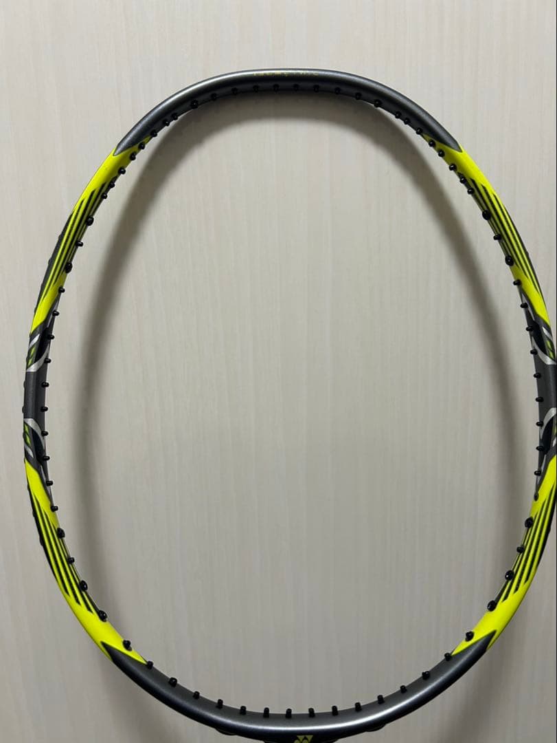 バドミントンラケット アークセイバー7pro(4U)