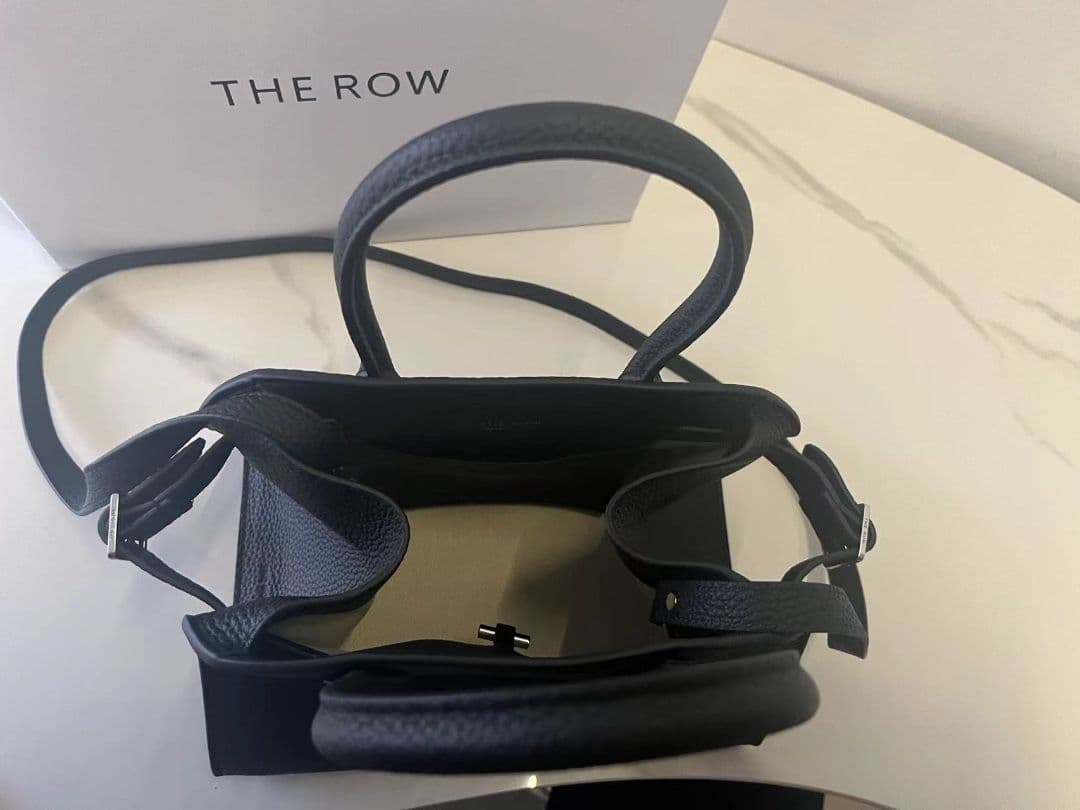 THE ROW SOFT MARGAUX 10ハンドバッグ