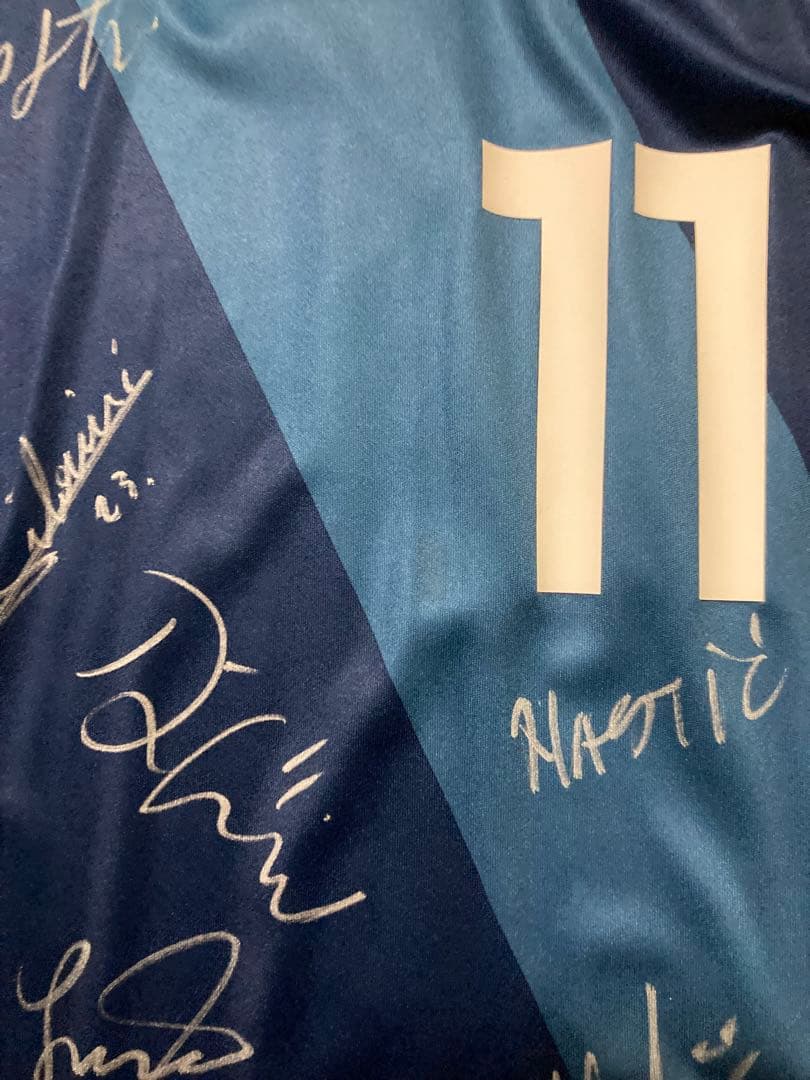 【新品】ボスニアヘルツェゴビナ代表2018ホームユニフォーム11番ジェコ サイン