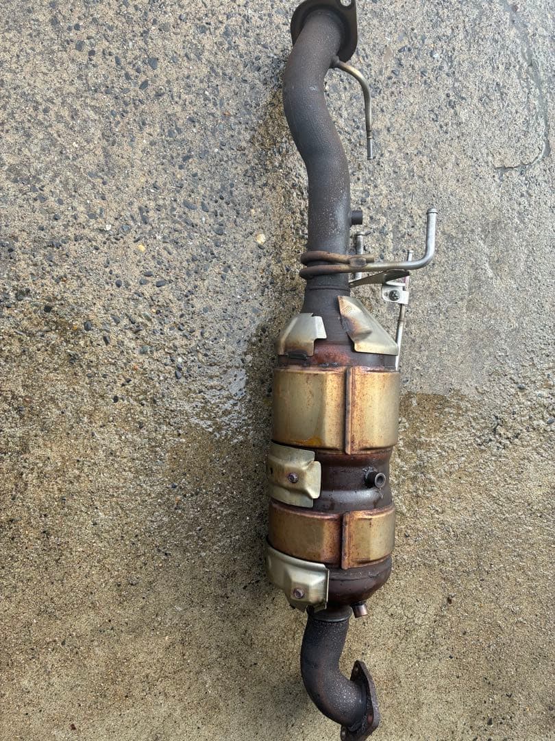 触媒コンバーター ハイエース　DRP