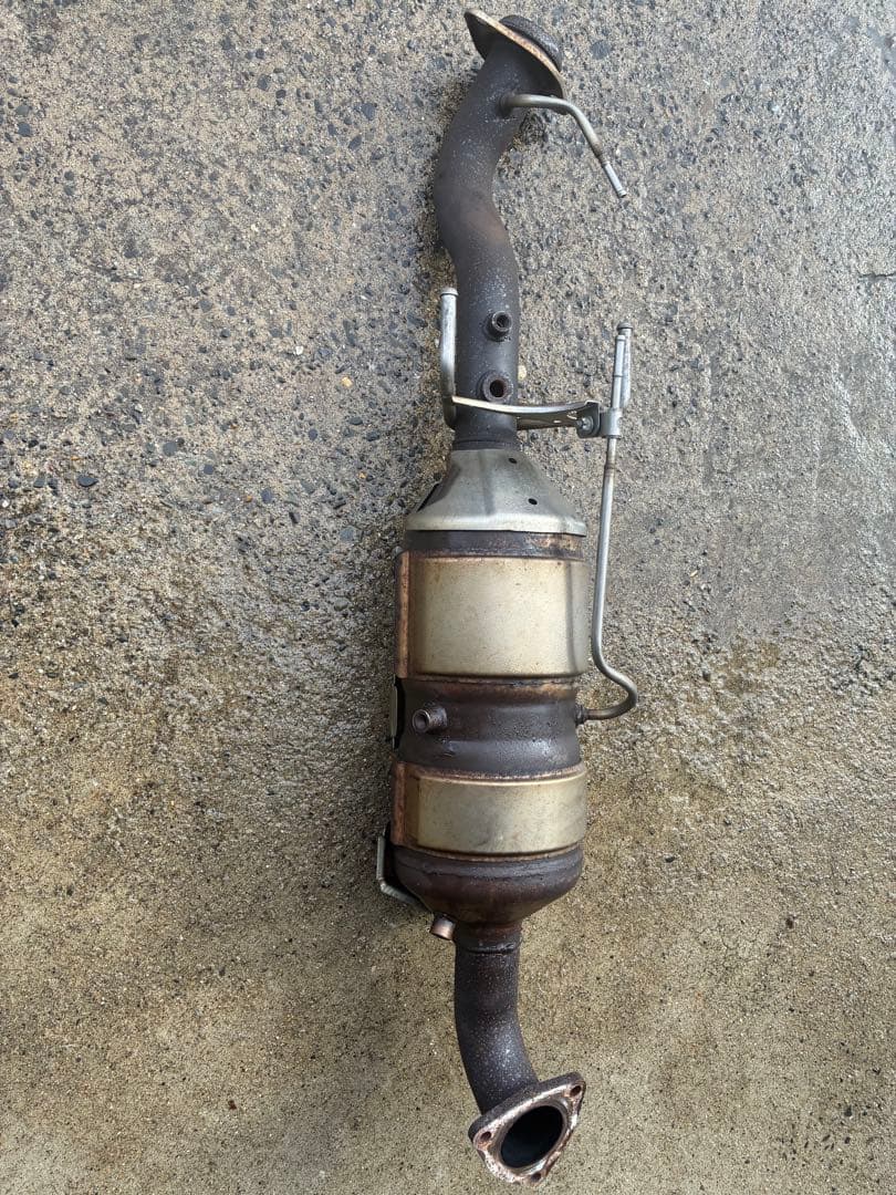 触媒コンバーター ハイエース　DRP