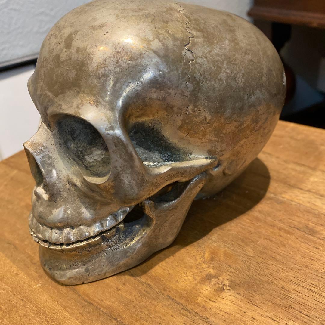 重厚感！！髑髏　ドクロ　インテリア　オブジェ　置物　シルバー　真鍮　鉛