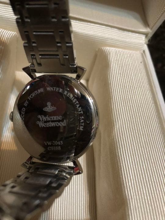 Ｖivienne Westwood ヴィヴィアン・ウエストウッド腕時計