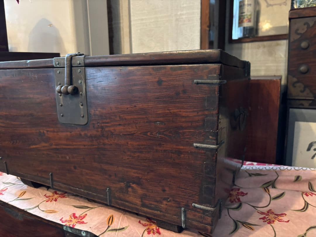 李朝家具　トンケ　木製アジアン収納箱