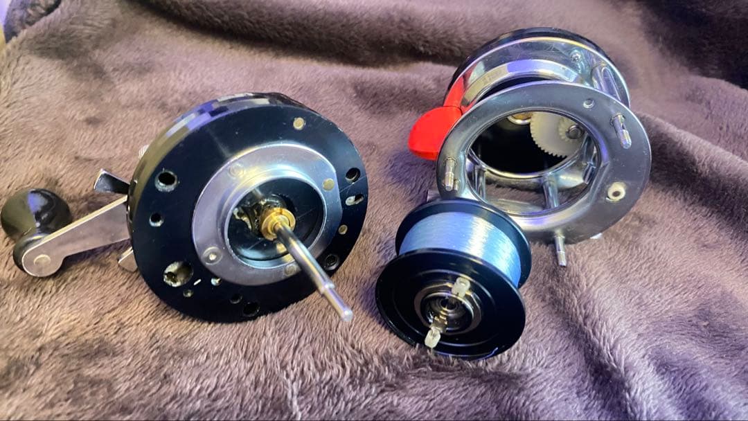 アブAbu Ambassadeur 4600C 赤ベロ #080009/26