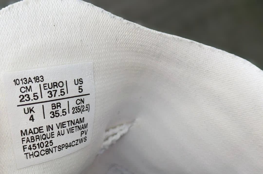 美品 asics マジックスピード5 23.5㎝ ランニングシューズ